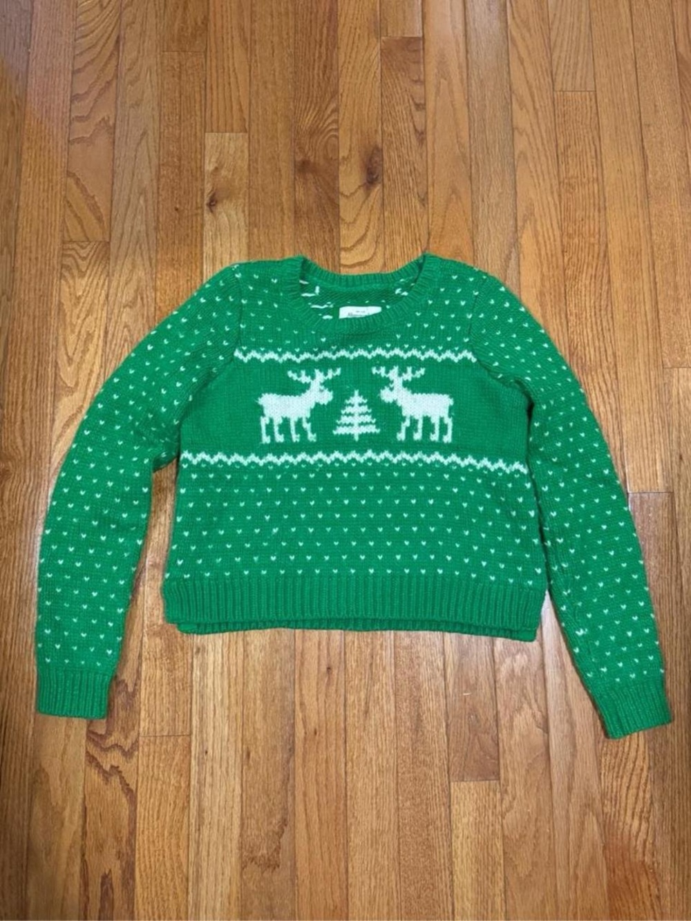 Abercrombie & Fitch green cropped Christmas sweater